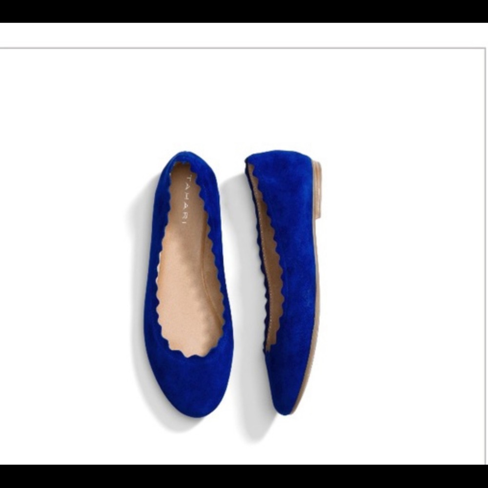 Tahari Winny Cobalt Suede Scalloped Flats - Size 9M